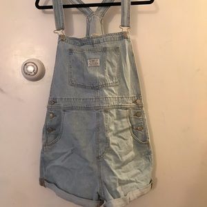 levi’s denim shortalls/overalls